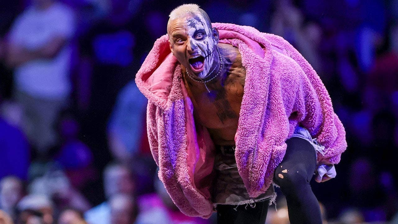Darby Allin retains AEW World Championship, defeating Sammy Guevara on Collision in sixth consecutive title defense