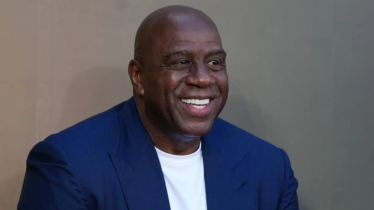 Magic Johnson endorses Karen Bass for Los Angeles mayor after Lakers co-owner Jeanie Buss donated to challenger Spencer Pratt