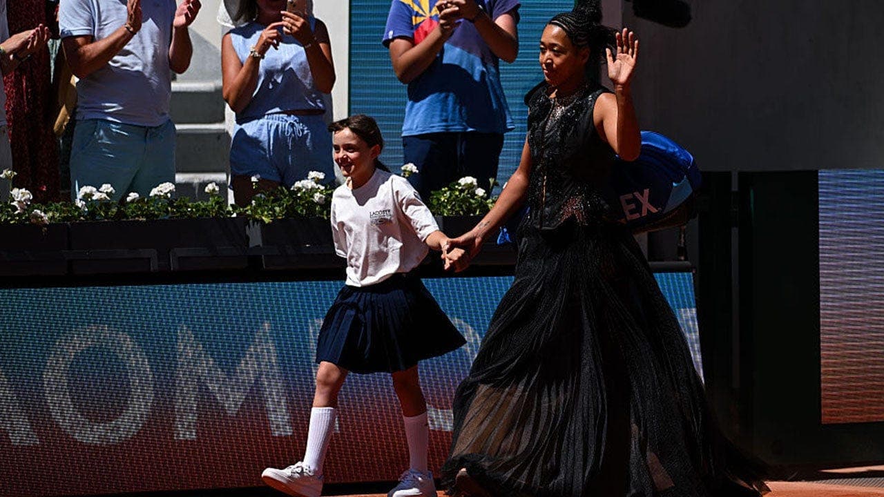Naomi Osaka Wears All-Black Corset, Reveals Gold Nike Match Outfit at 2026 French Open and Beats Laura Siegemund (May 26, 2026)