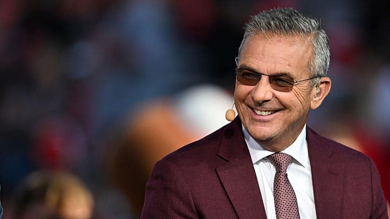 Urban Meyer says Pete Rose texted him in 2012 asking about Ohio State players, Meyer began deflecting after being warned those texts could be for gambling purposes