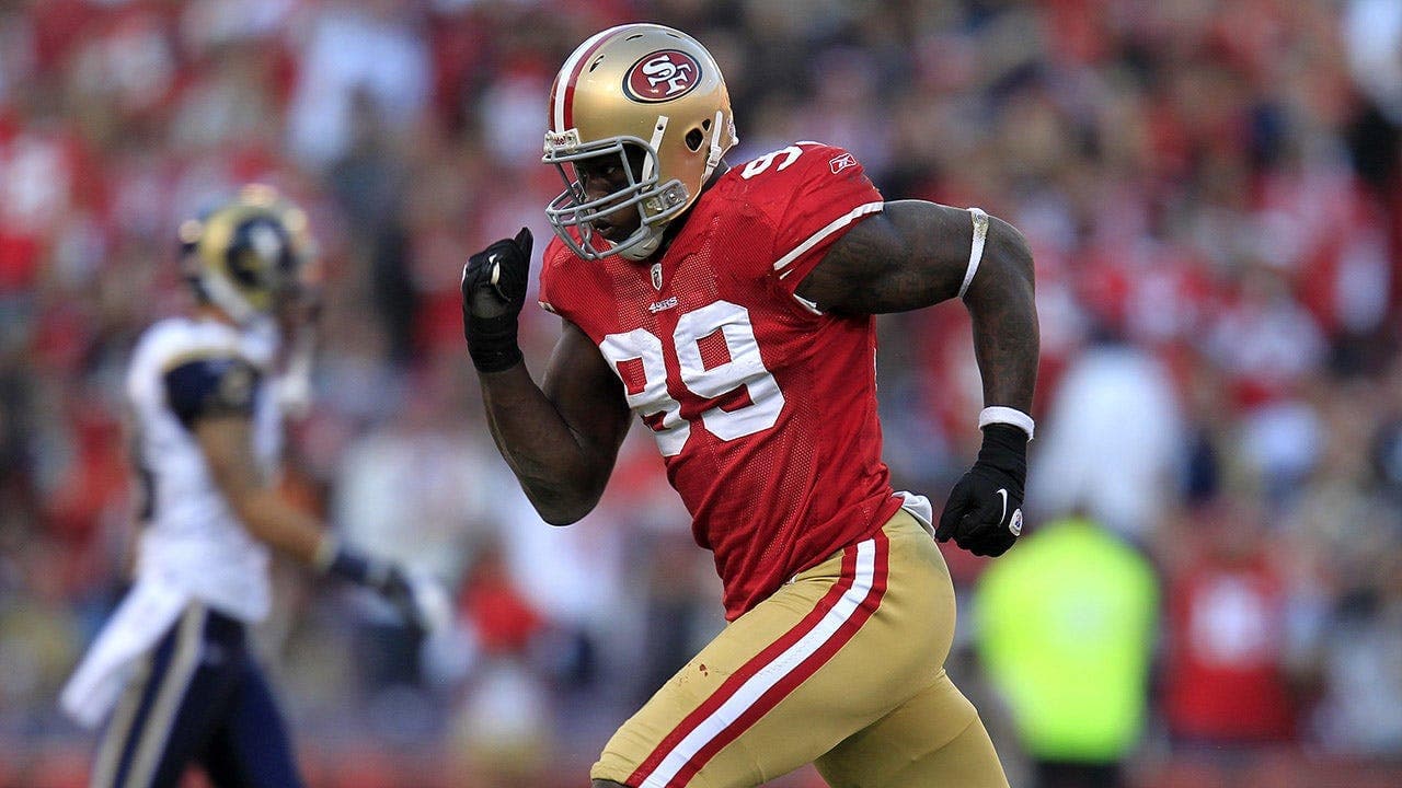 Aldon Smith's Family Donates Brain for CTE Study