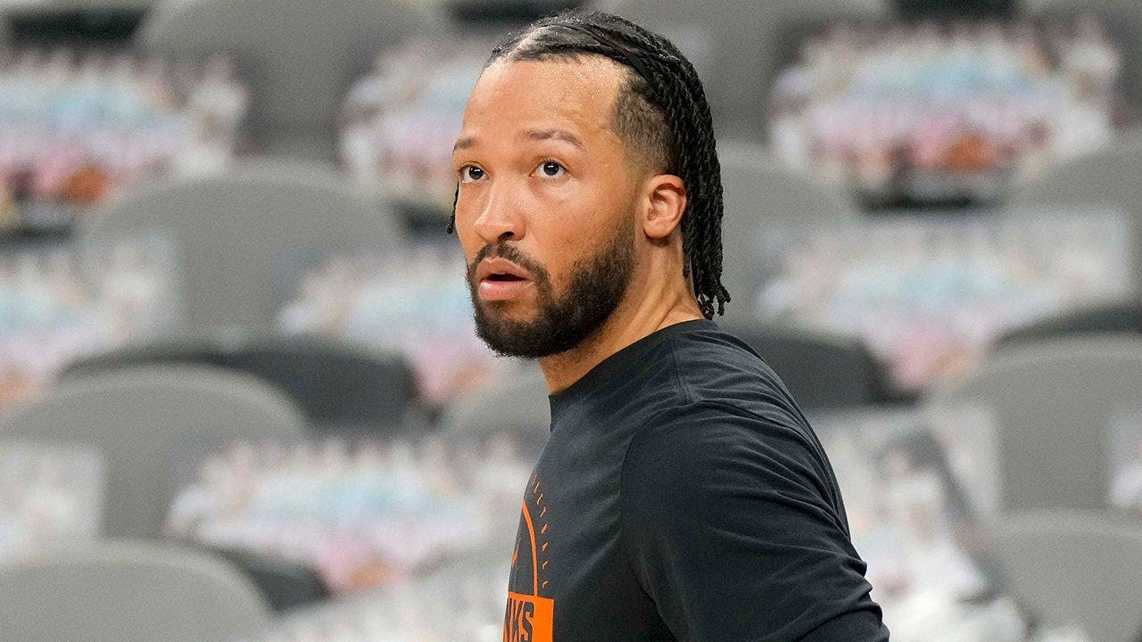 Brunson Acknowledges Danhausen's Role in Knicks' Title