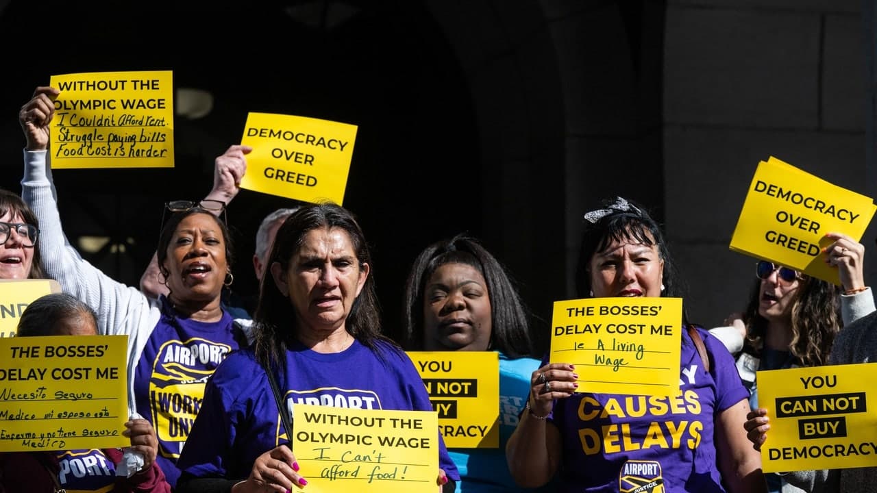 Los Angeles Approves $30 'Olympic Wage' Proposal